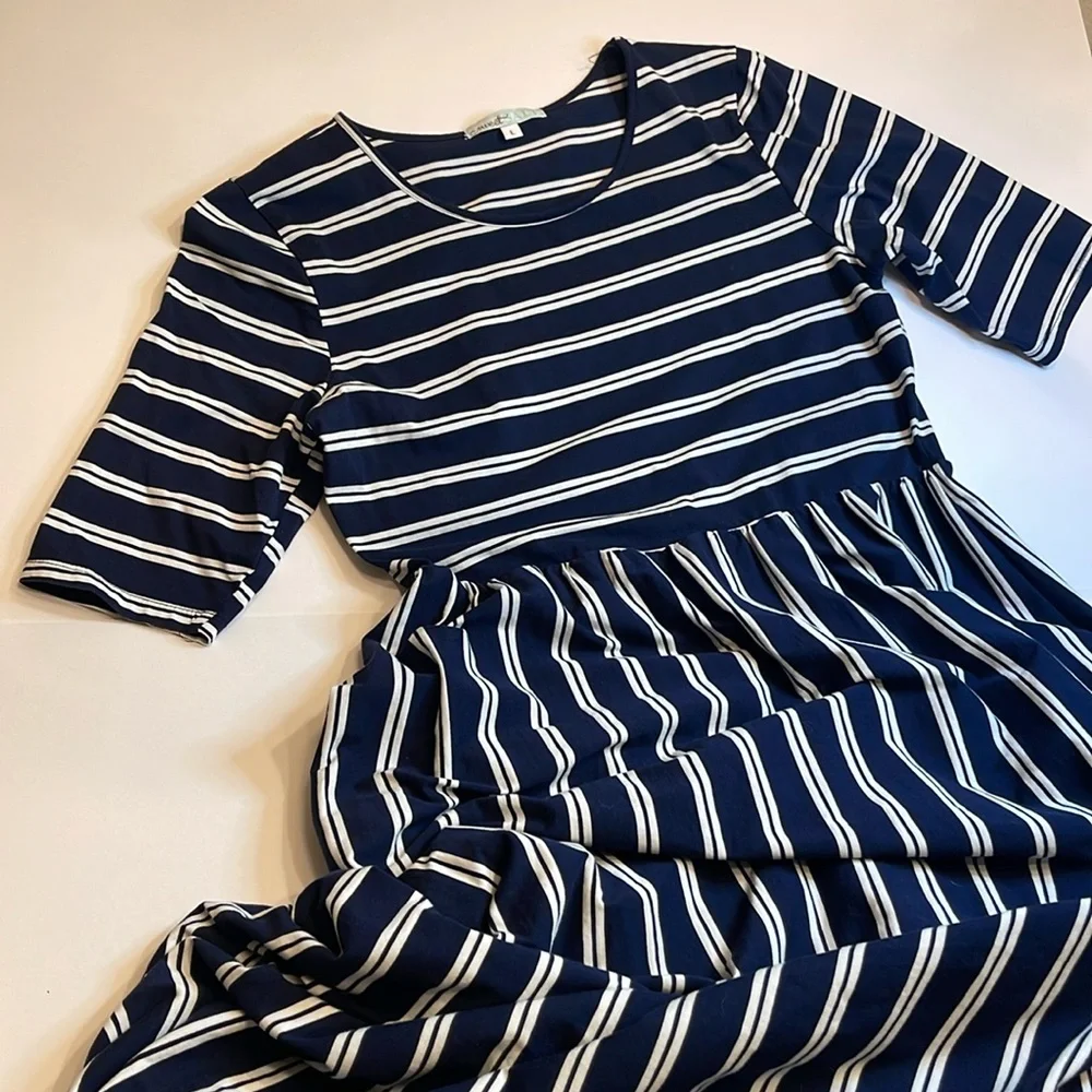 Sweet Salt Long striped navy and white maxi dress - Picture 2 of 7